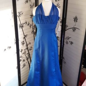 Long bridesmaid dress, David's Bridal style 81441